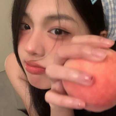 触碰的双手 海报